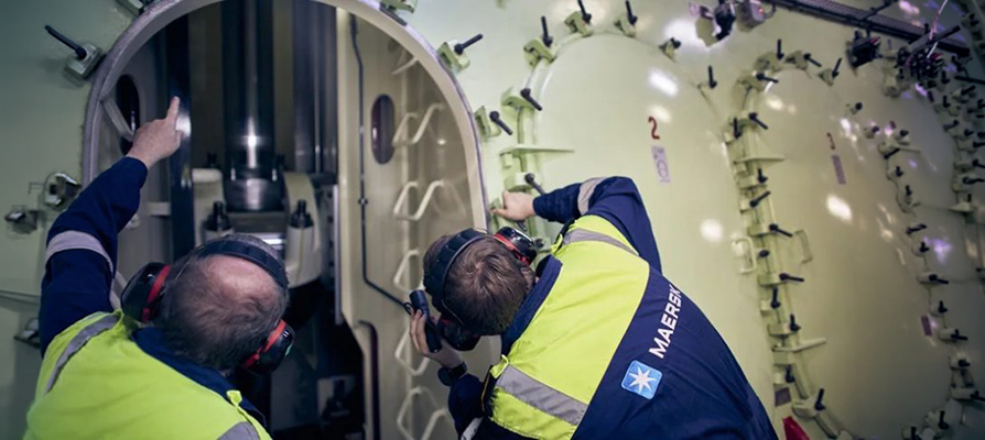 Maersk orders methanol-powered ship - EUROMOVERS