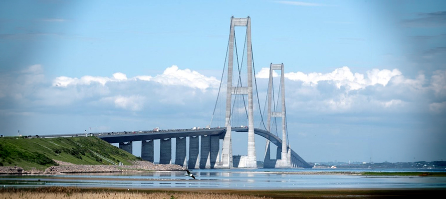 DKV BOX EUROPE can now settle bridge tolls in Denmark and Sweden - EUROMOVERS
