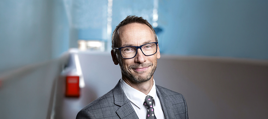 Shipping from China to America and Europe at record levels - EUROMOVERS