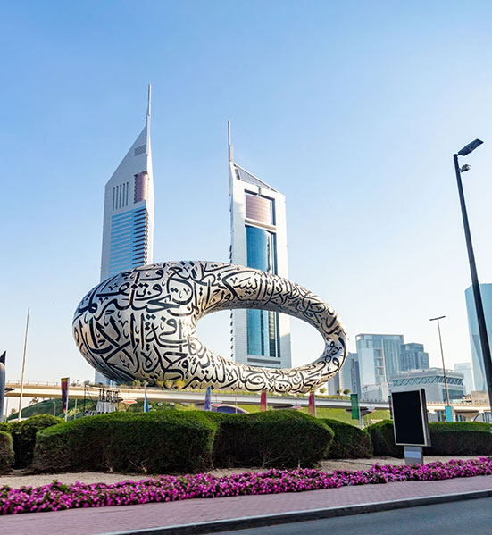 Planning Your Move to UAE with Global Coordination - EUROMOVERS