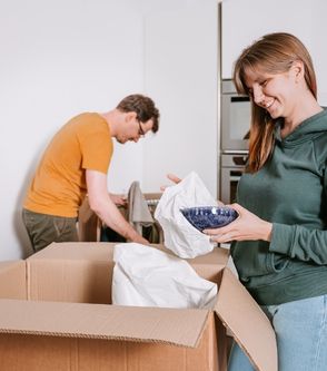 Residential & Household Moving Services Across 40+ Countries - EUROMOVERS