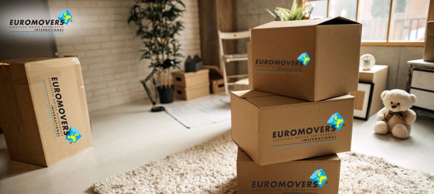 Expat Relocation Guide: Everything You Need Before Moving - EUROMOVERS