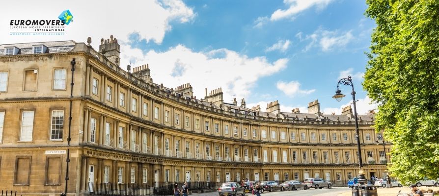 From Qatar to the UK: Your Complete International Moving Guide - EUROMOVERS